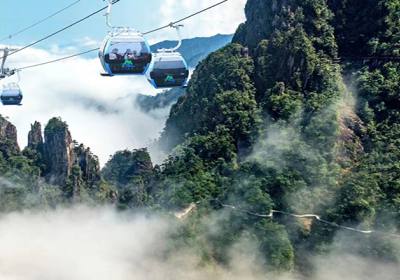 莽山五指峰漫游指南：踏云尋峰，探秘南嶺秘境